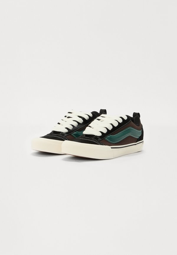 KNU SKOOL UNISEX - Trainers3