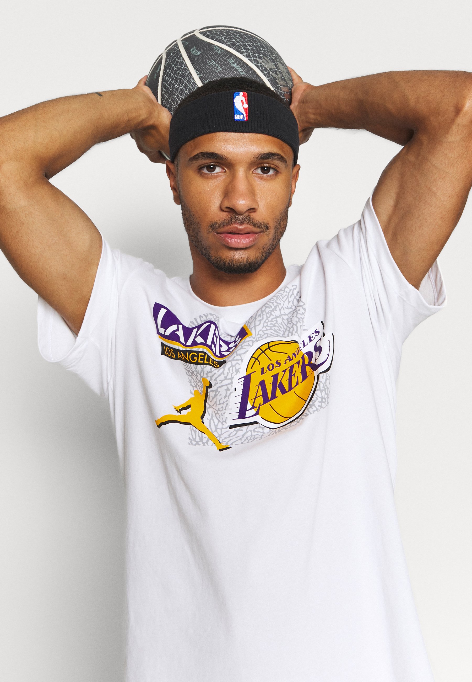 jordan lakers t shirt