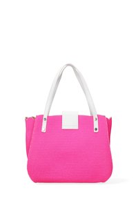 Sac fourre-tout en mesh rose avec des poignées blanches, de forme rectangulaire, surface texturée et un patch blanc plat à l'avant. Ouverture sur le dessus avec bords arrondis.
