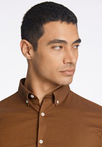 Lindbergh OXFORD SUPERFLEX - Camisa - deep brown mix
