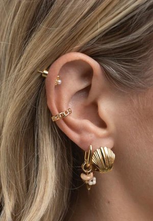 ByNouck, SCALLOP HOOP - Earrings - gold coloured