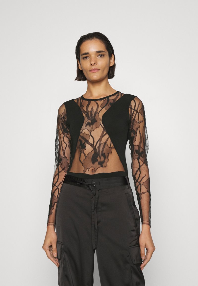 Annabelle Top Black