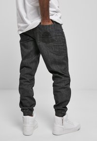 Southpole Džíny Slim Fit - acid washed black