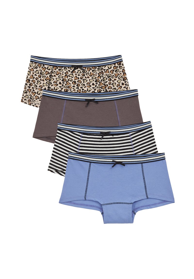 Štiri pare bokseric: zgornje v leopardjem vzorcu, naslednje v temno rjavi, tretje s črno-belimi črtami, spodnje v modri barvi; vse imajo kontrastne pasove.