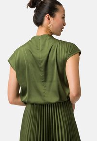 zero MIT STEHKRAGEN - Blouse - cypress