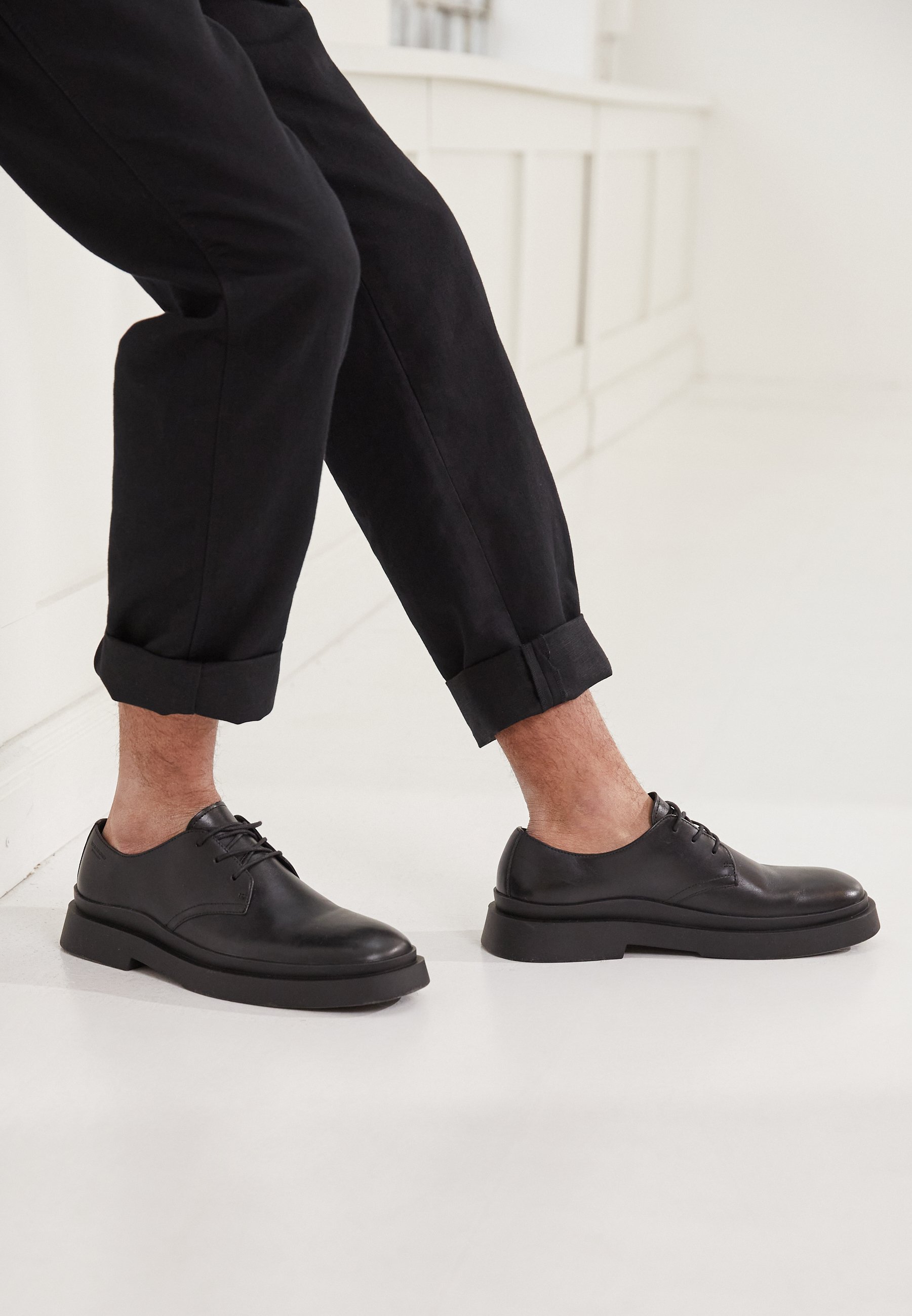 Vagabond MIKE - Stringate - black/nero - Zalando.it