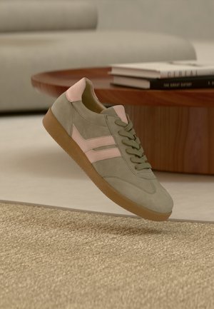 Gabor, Baskets basses - khaki