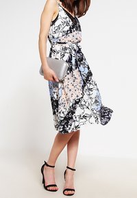 Dorothy Perkins Petite Vestido informal - multi-coloured