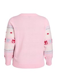 Ružový pletený sveter s jednofarebným chrbtom a vzorovanými rukávmi srdiečkami, darčekmi a mašľami v červenej, modrej a bielej farbe. Ríbované manžety a lem.