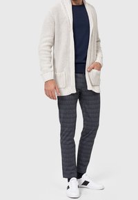 INDICODE JEANS Cardigan - light grey