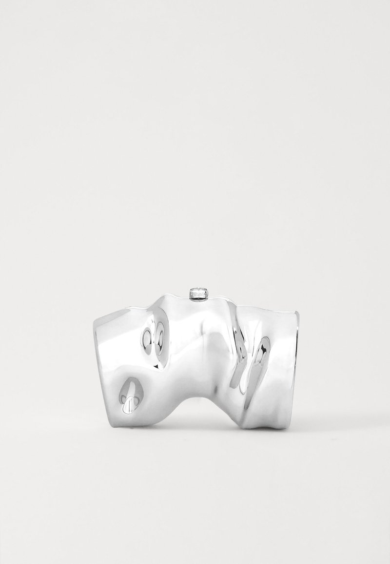 Cult Gaia SCRUNCH CLUTCH - Clutch - shiny silver coloured