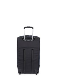 Equipaje negro con ruedas y asa retráctil, superficie lisa, detalles laterales y ruedas duraderas para una fácil movilidad.