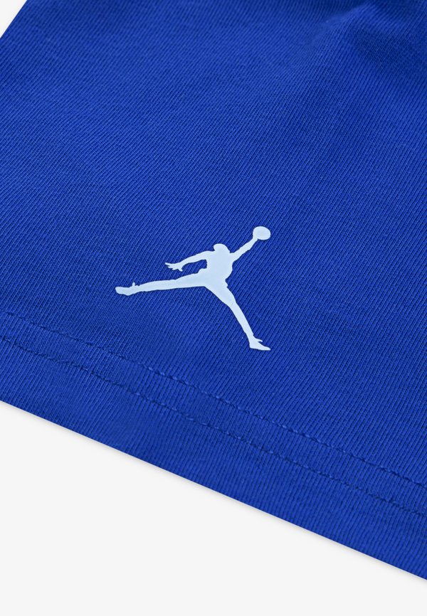 BASLEINE UNISEX SET - Shorts3