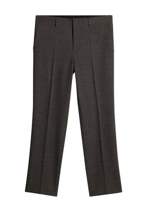 Pantalons taillés marron foncé en tissu texturé, avec deux poches avant et une coupe droite. Détails plissés à l'avant visibles.