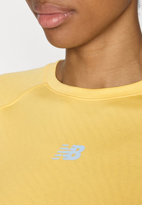 SEASONAL  - Sports T-shirt - clementine3