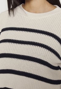MAMALICIOUS Strickpullover - off-white