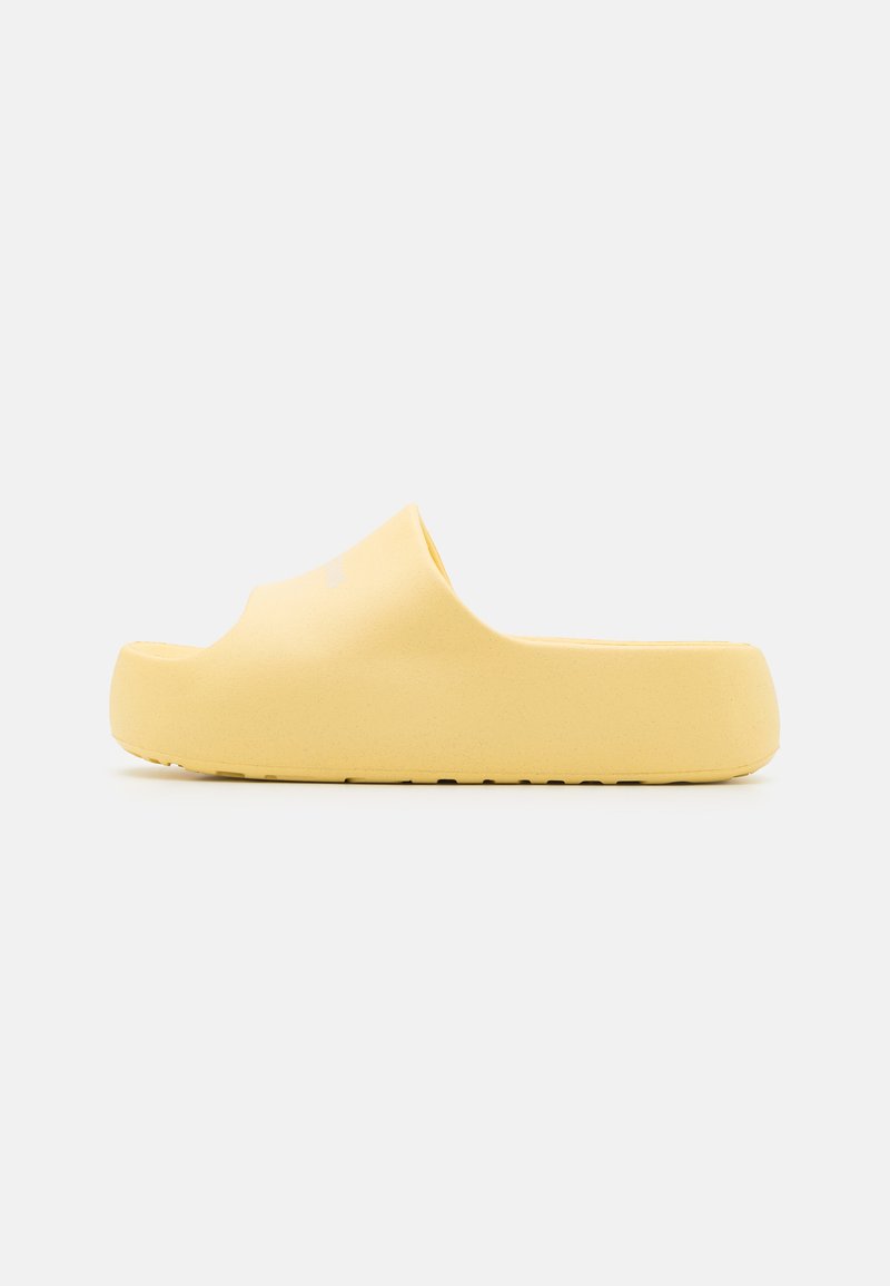 Tommy Jeans CHUNKY FLATFORM  - Chanclas de ba�ño - lemon zest