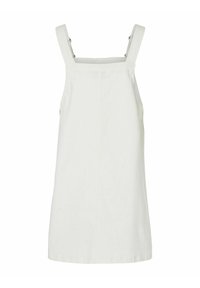 Bela denimova obleka s naramnicami, ki se lahko prilagajajo, ravnega kroja in teksturiranim zaključkom. Oblika je do sredine stegen.