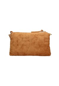 Borsa a pochette in suede marrone con motivi geometrici in rilievo, forma rettangolare, chiusura con zip e piccola tracolla su un lato.