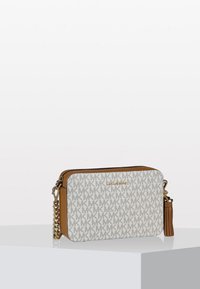 Michael Kors - CROSSBODIES CAMERA BAG - Geantă crossbody - vanilla Imagine miniatură 1