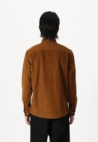 Jack & Jones JJECLASSIC - Camicia - monks robe