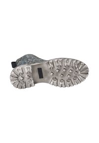 Suola in gomma con profonde scanalature per una migliore aderenza, tomaia in grigio e blu con un tassello per indossarla facilmente. Design flessibile per comfort.