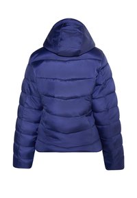 Mørkeblå puffjakke med hætte, der har en quiltet design, blank overflade og tætsiddende silhuet. Bagfra ses vandret syninger.