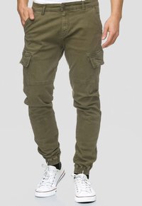 INDICODE JEANS AUGUST - Cargo hlače - army
