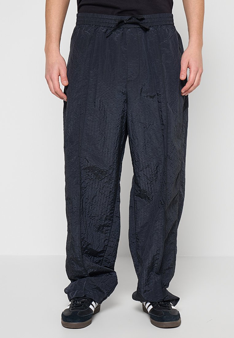 Pantalones deportivos