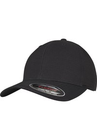 Schwarze Kappe aus strukturiertem Stoff, mit gebogenem Schild, Flexfit-Logo-Patch und strukturiertem Design. Verstellbare Passform, geeignet für verschiedene Kopfgrößen.