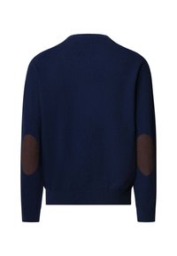 Jersey de punto azul marino con cuello redondo, mangas largas y parches marrones en los codos. Textura suave; diseño minimalista sin adornos adicionales.