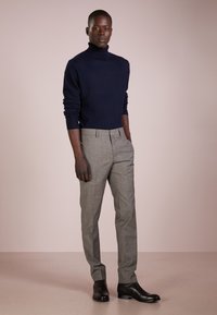 pure cashmere MEN TURTLE NECK SWEATER - Pulóver - dark navy