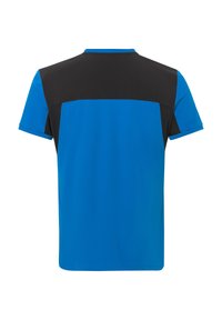 Maglietta sportiva a maniche corte con parte anteriore blu e pannello superiore posteriore nero, realizzata in tessuto leggero e con texture liscia.