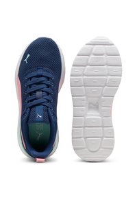 Marineblaue Netzsneaker mit rosa und grünen Akzenten, Schnürdesign, gepolstertem Schuhkragen und Gummisohle mit rutschfester Struktur.