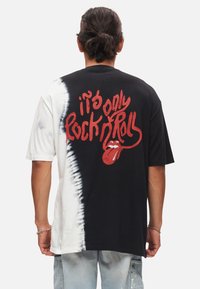 Re:Covered THE ROLLING STONES ROCK N ROLL - Printtipaita - black