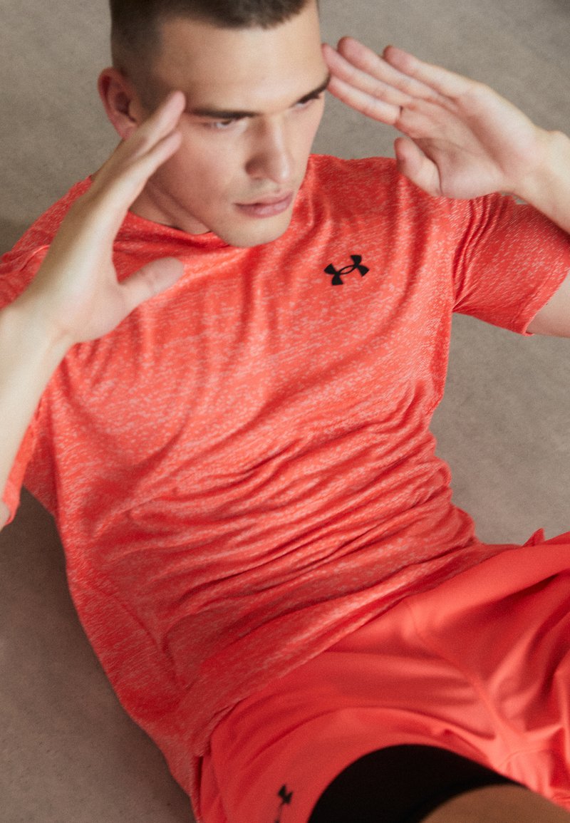 Under Armour TECH VENT Sports Tshirt beta/black/black Zalando.ie