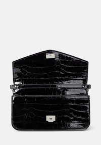 Lauren Ralph Lauren SAWYER SHOULDER MEDIUM - Torba čez telo - black