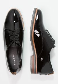 Pier One Derbies - black