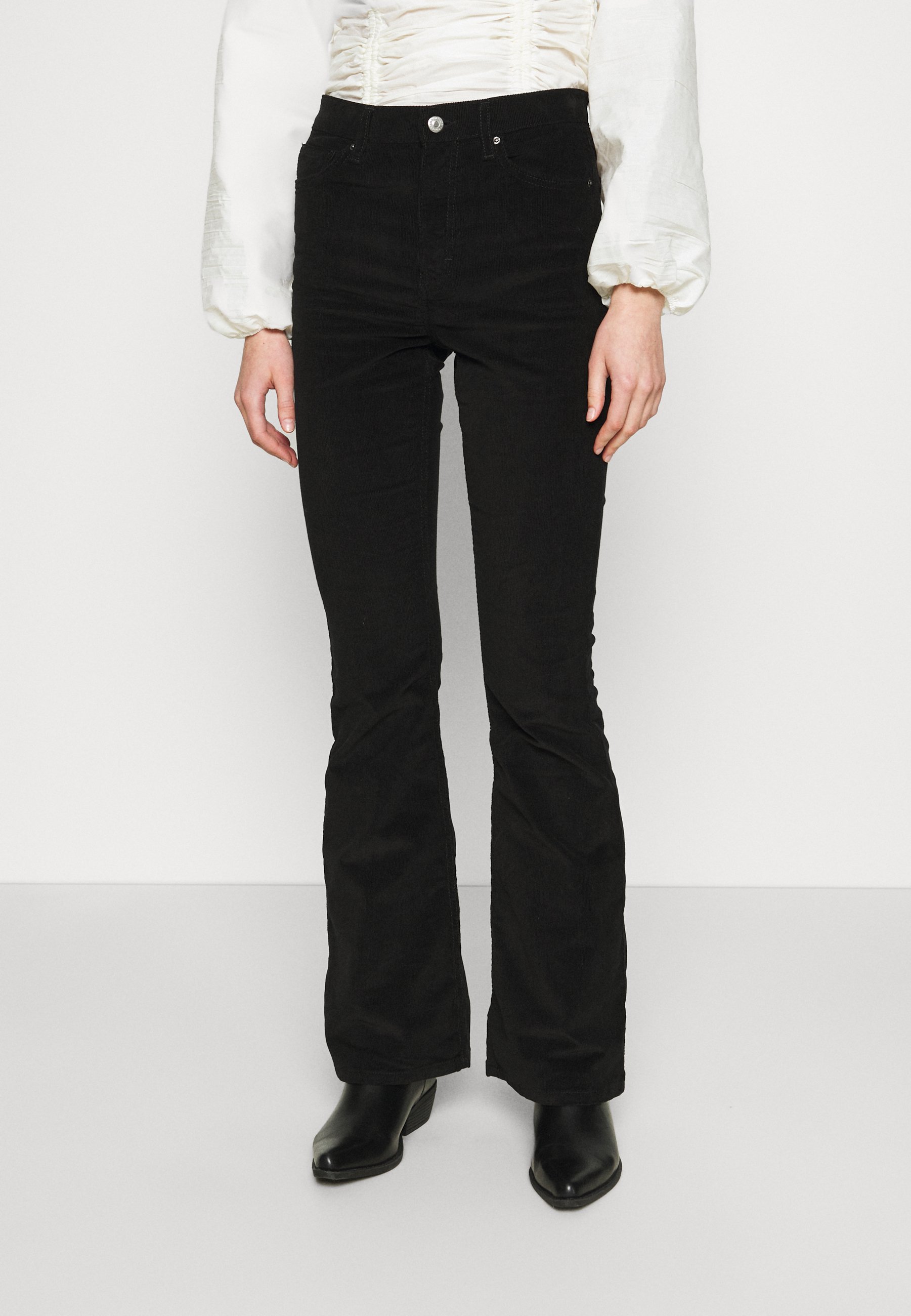 Topshop JAMIE - Flared Jeans - black 