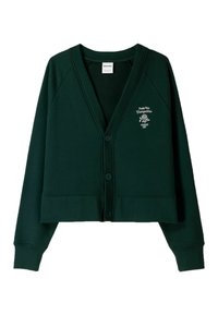 Cárdigan corto verde hecho de una tela suave. Presenta un escote en V, cierre de botones y un logo bordado con un diseño de rosa en el lado izquierdo del pecho.