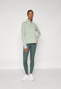 Nike Performance DRI-FIT PACER - Hosszú ujjú felső - jade horizon