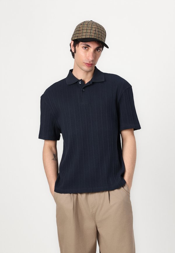 KEVIN - Polo shirt - salute2