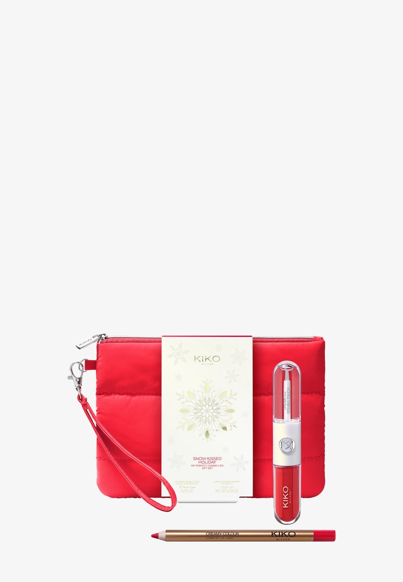 Rød quiltet kosmetikkpung med sølvglider, KIKO-merke, et snøfnugg-tema kort, en gjennomsiktig leppestift og en gyllen leppestiftblyant.