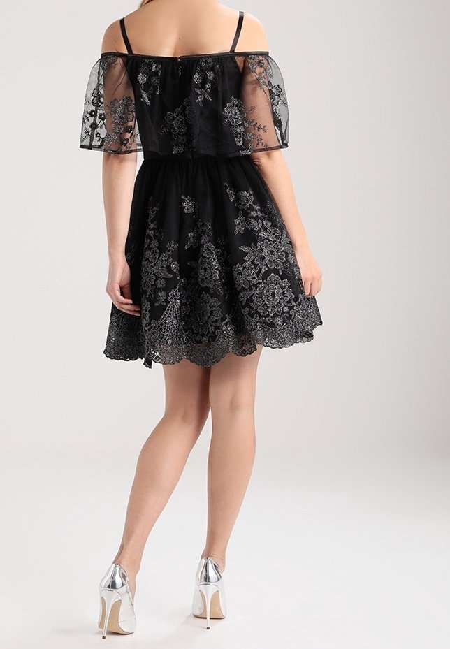 Chi Chi London Petite Cocktail dress / Party dress - black - (Pre-owned) -  Zalando.ie