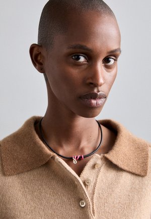 NECKLACE WITH VINE - Necklace - black