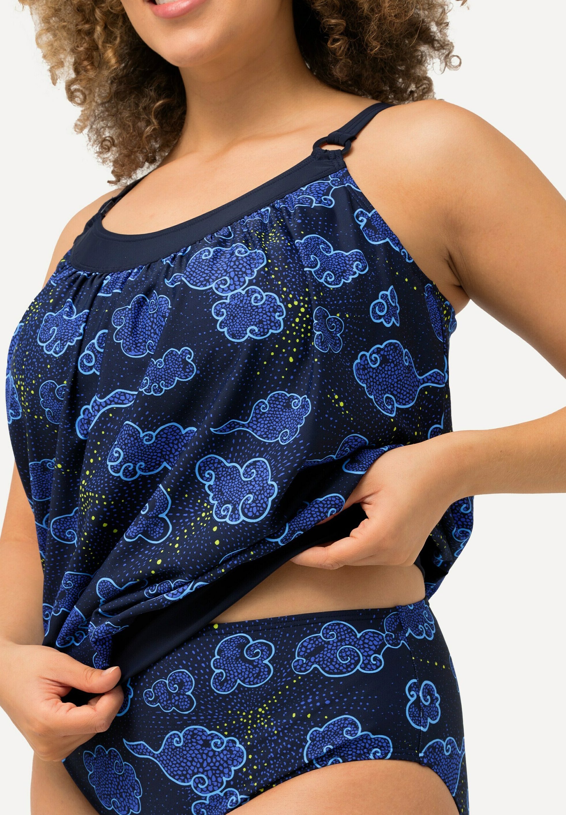Ulla Popken PARROT PLEATED TANKINI SET - Bikini - dark olive/blauw Ulla Popken PARROT PLEATED TANKINI SET - Bikini - dark olive/blauw