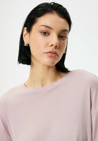 Koton SHORT SLEEVE - Pyjamashirt - pink