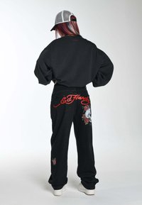 Thumbnail Image 3