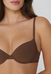 Tezenis ECO - Sujetador push-up - braun caramel dark beige