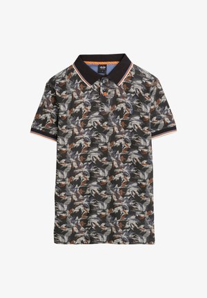 Korte mouw polo in zwart met een kleurrijk abstract bladpatroon. Heeft een zwarte kraag, een knoopsluiting met twee knopen en contrasterende afwerking.